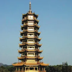 走近美轮美奂的铜建筑2