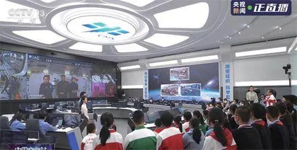 “天宫课堂”第三课中的有趣水实验