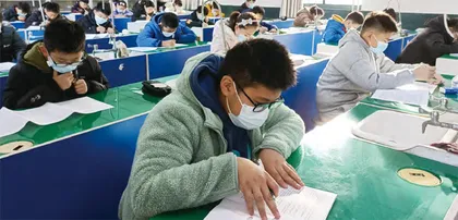 第三十三届江苏省中小学生金钥匙科技竞赛个人赛圆满结束