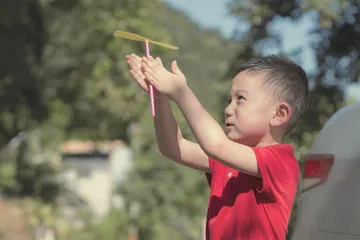 物理老师教你玩转竹蜻蜓