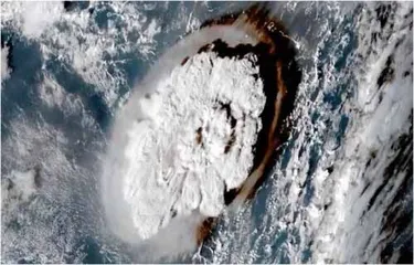 海底火山绽放的“死亡之花”