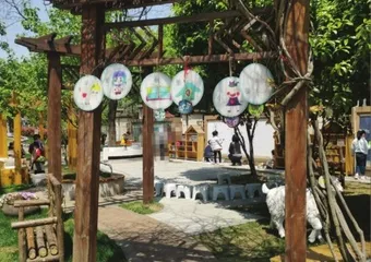 中大班户外美术活动：创意花开，美在自然