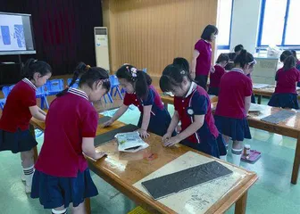 大班仿铜画活动：禾下乘凉梦