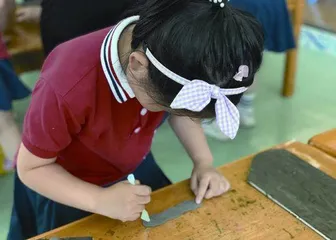 大班仿铜画活动：禾下乘凉梦2