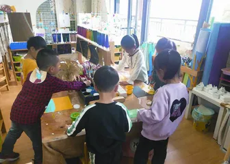 大班综合美术活动:狗尾巴草艺术画1