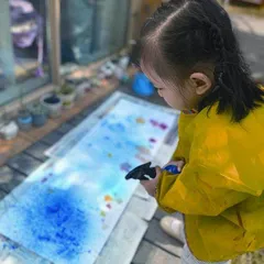 中班综合美术活动:玩色大爆炸10