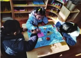 中班综合美术活动：海底世界1