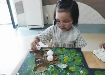 中班综合美术活动:小鸟的家2