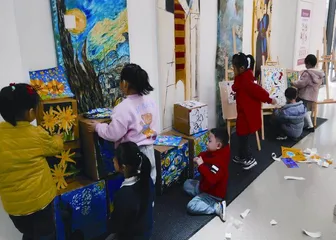 幼儿艺术小社团中亲社会行为的培养策略与思考3
