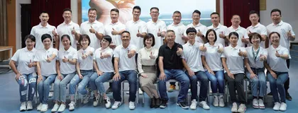 凝聚·共进·收获：名师工作室助力教师专业成长