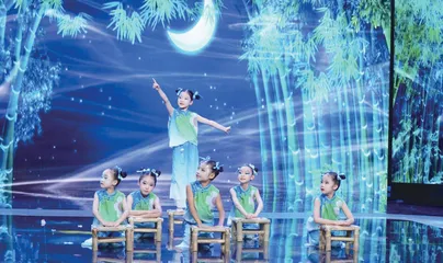 班级表演服，要不要退？