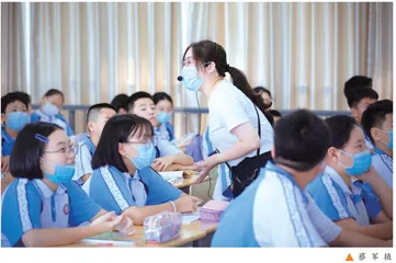 家校茶话会，共话劳动新“启”点