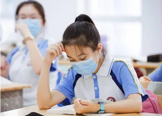 学生气质也要扬长避短