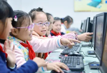  “五育”融合  课程育人