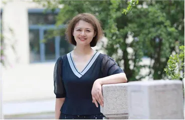 徐谦和她的名师工作室