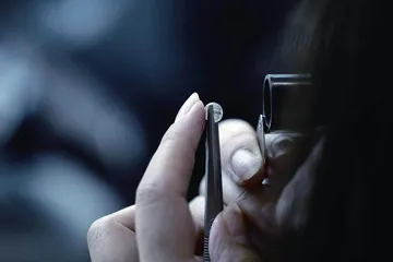 培育钻石扛起“克拉自由”大旗1