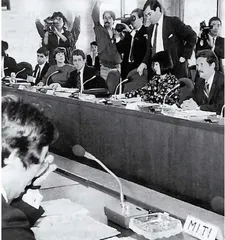 日本芯片50年，中国如何“抄作业”？