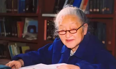 何泽慧：中科院第一位女院士，被誉为“中国的居里夫人”