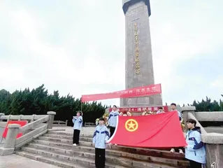 着眼终身发展，走创新成才之路