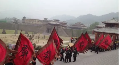 年轻人涌向横店:只要想干,这里就饿不死1