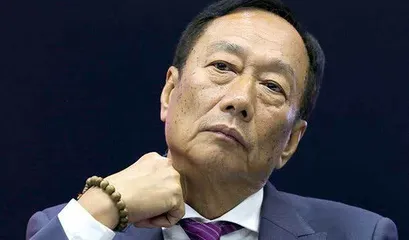 下狠手了,突袭郭台铭!3