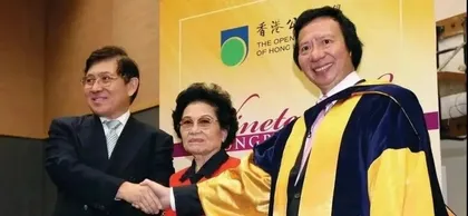 79岁挽狂澜,救家族,当首富,她是香港豪门最强的妈2