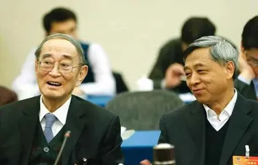厉以宁:经世济民 千弯百折不回头1