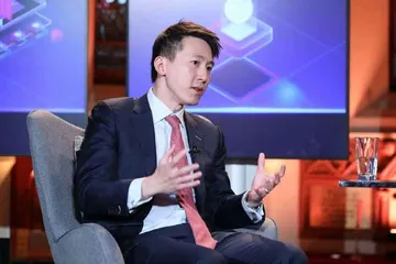 他独自一人,笑对美国鸿门宴!5