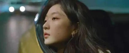 每月给家里打钱的年轻人，人生没有暂停键