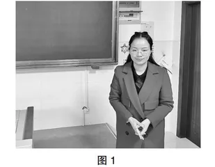 让手势语叩响小学生数学思维之门