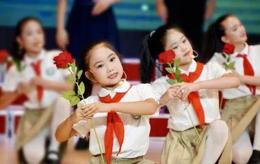 在活动中认识和调节情绪