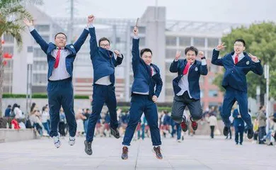 从“面对面”到“肩并肩”