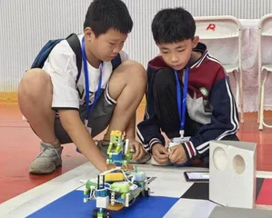 科技课程整体架构与实施策略的区域探索