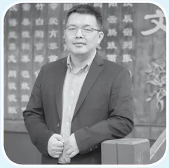 精耕细作育桃李，乐于奉献心无悔