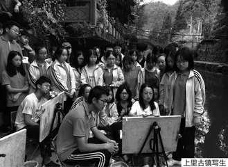 德美融合，以美化人