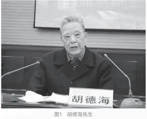 扎根西北的教育胡杨