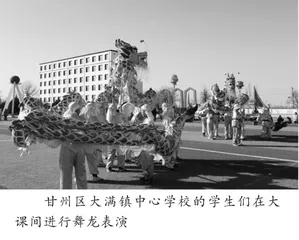 多彩少年宫托起成才梦2
