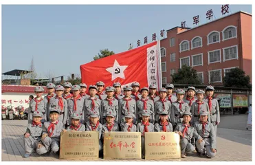 让“安源红”成为校园的鲜亮底色