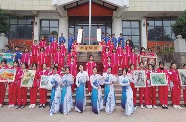 在晨光中遇见美好