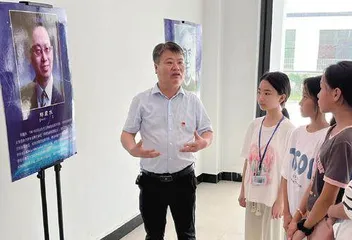 28年扎根乡村教育的“点灯人”
