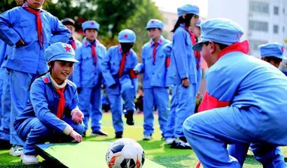 “三红”党建推动学校主题教育走深走实