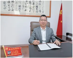 江西兴国：传好铸魂育人接力棒