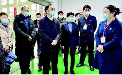 叶仁荪深入教育系统一线督查疫情防控工作