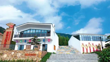 涝区变景区 村富带民富