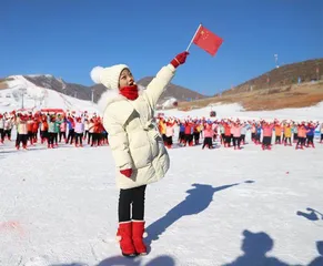 河北涞源 借雪飞扬