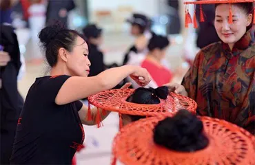 美在T台,文化养老新风采