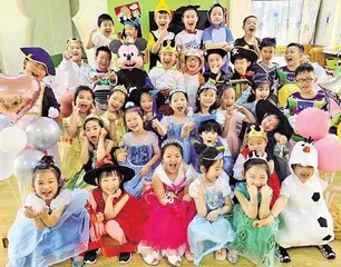 幼儿园里有个“小把戏电影院”