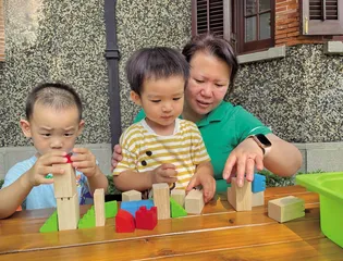 给托班孩子专业的回应和支持
