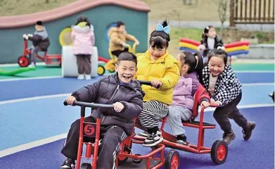 全接纳真共情