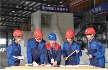 服务产业，打造边疆民族地区水电人才培养高地